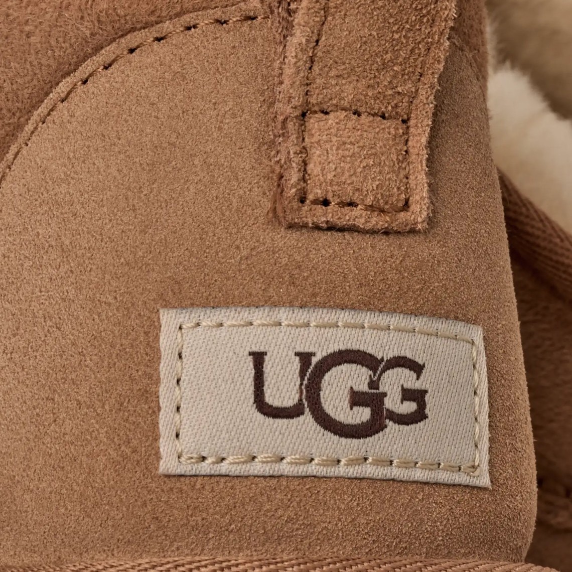 Stivaletti Ugg Classic Ultra Mini