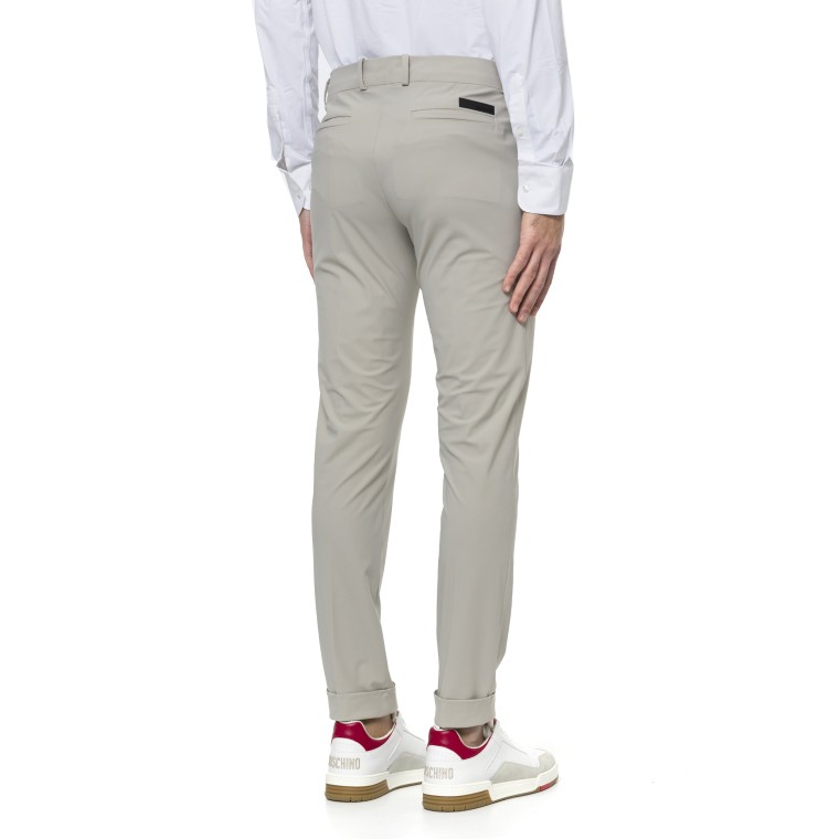 Pantalone chino con doppio bottone RRD