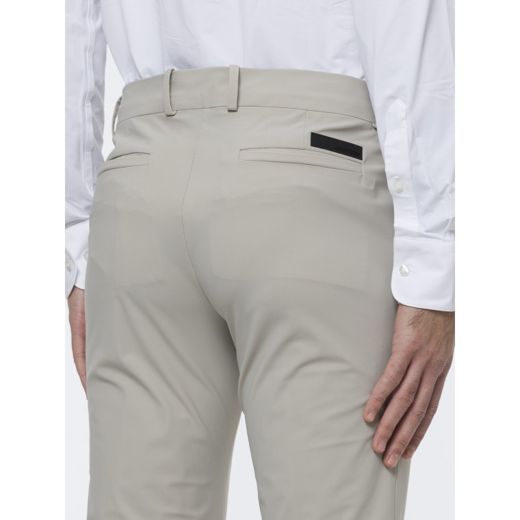 Pantalone chino con doppio bottone RRD