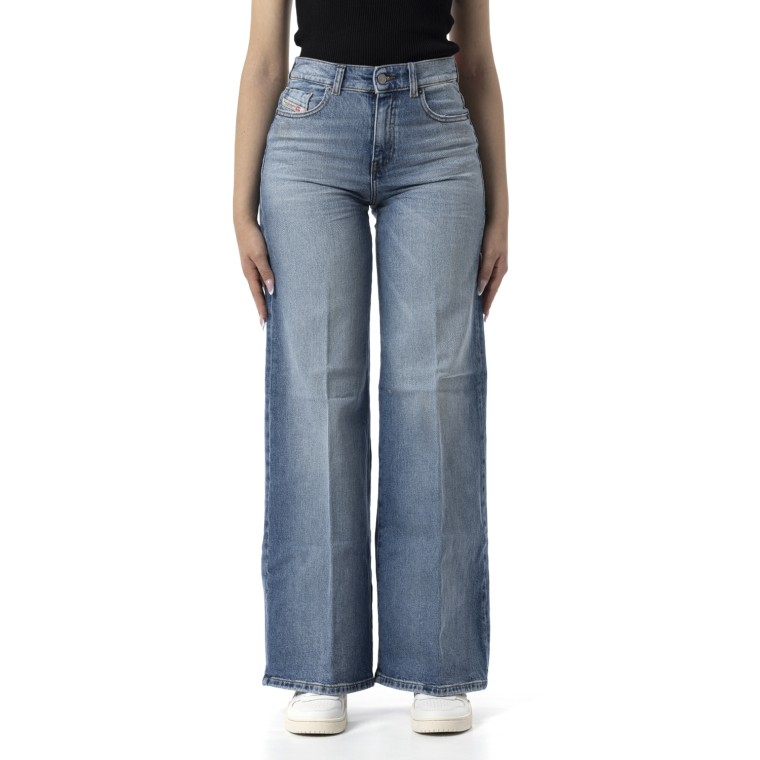 Jeans bootcut Diesel 1978 D-Akemi