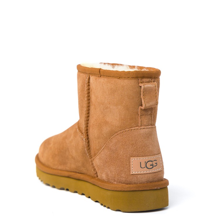 Stivaletto Classic Mini II Ugg in camoscio