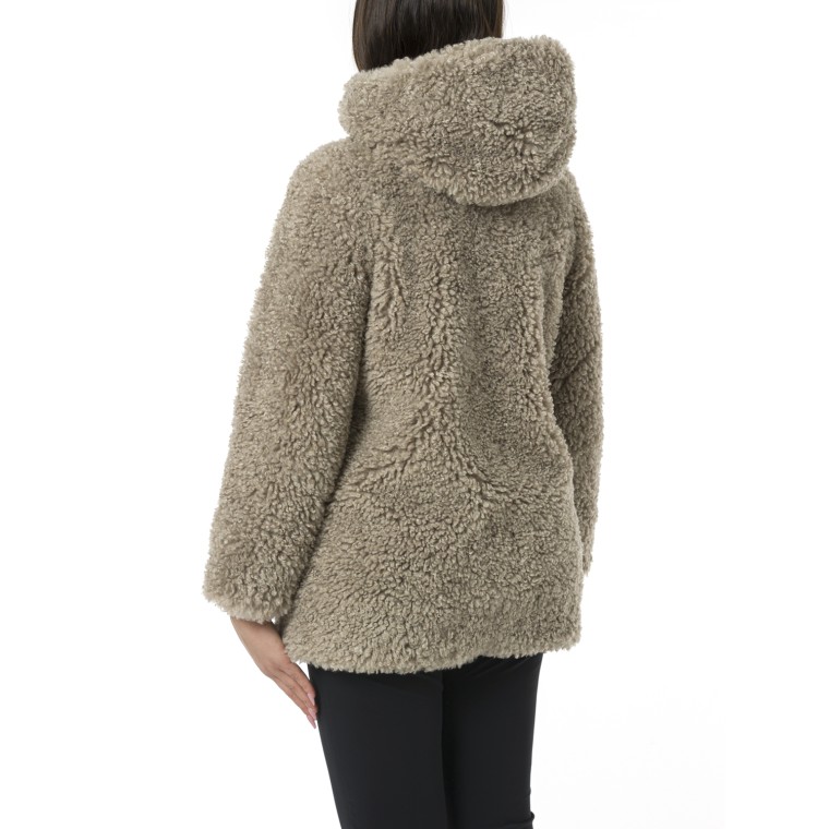 Cappotto in ecopelliccia RRD