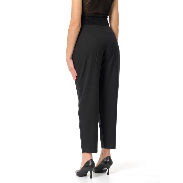 Pantaloni Armani Exchange con pinces in twill