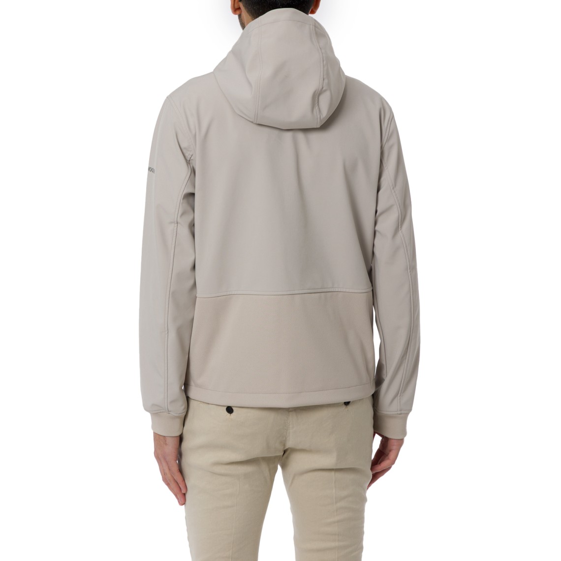 Giacca in Tech Softshell Woolrich con cappuccio