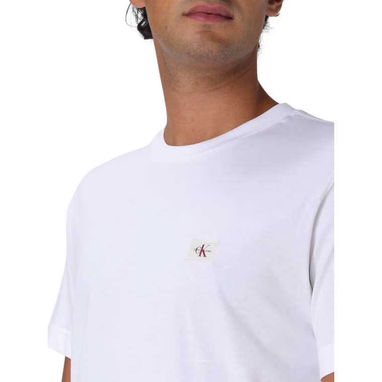 T-shirt in cotone con stemma Calvin Klein Jeans