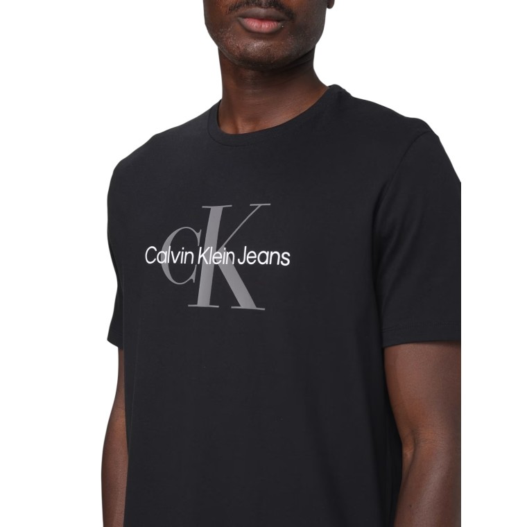 T-shirt Calvin Klein Jeans in cotone con logo