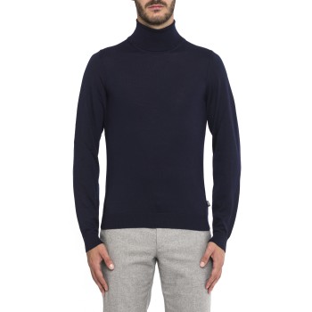 Maglione a collo alto in lana vergine Boss