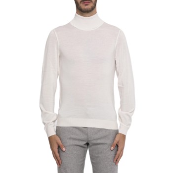Maglione a collo alto in lana vergine Boss
