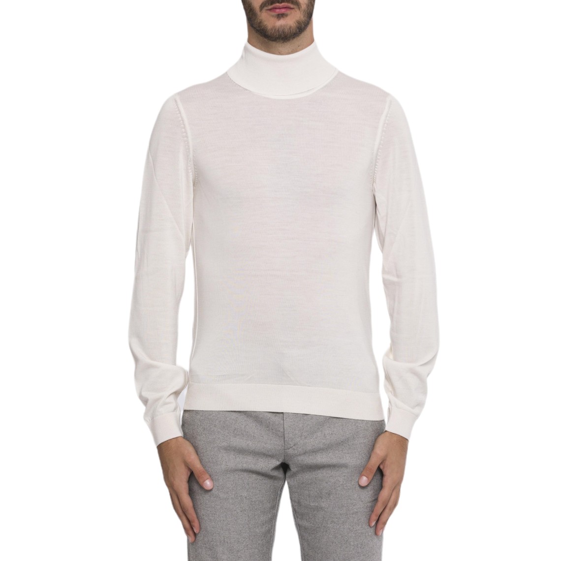 Maglione a collo alto in lana vergine Boss