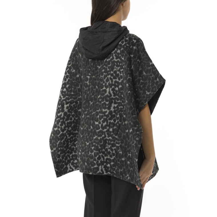 Poncho Twinset a stampa animalier