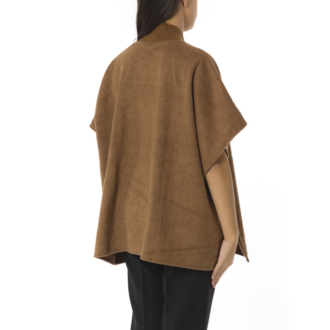 Poncho Twinset