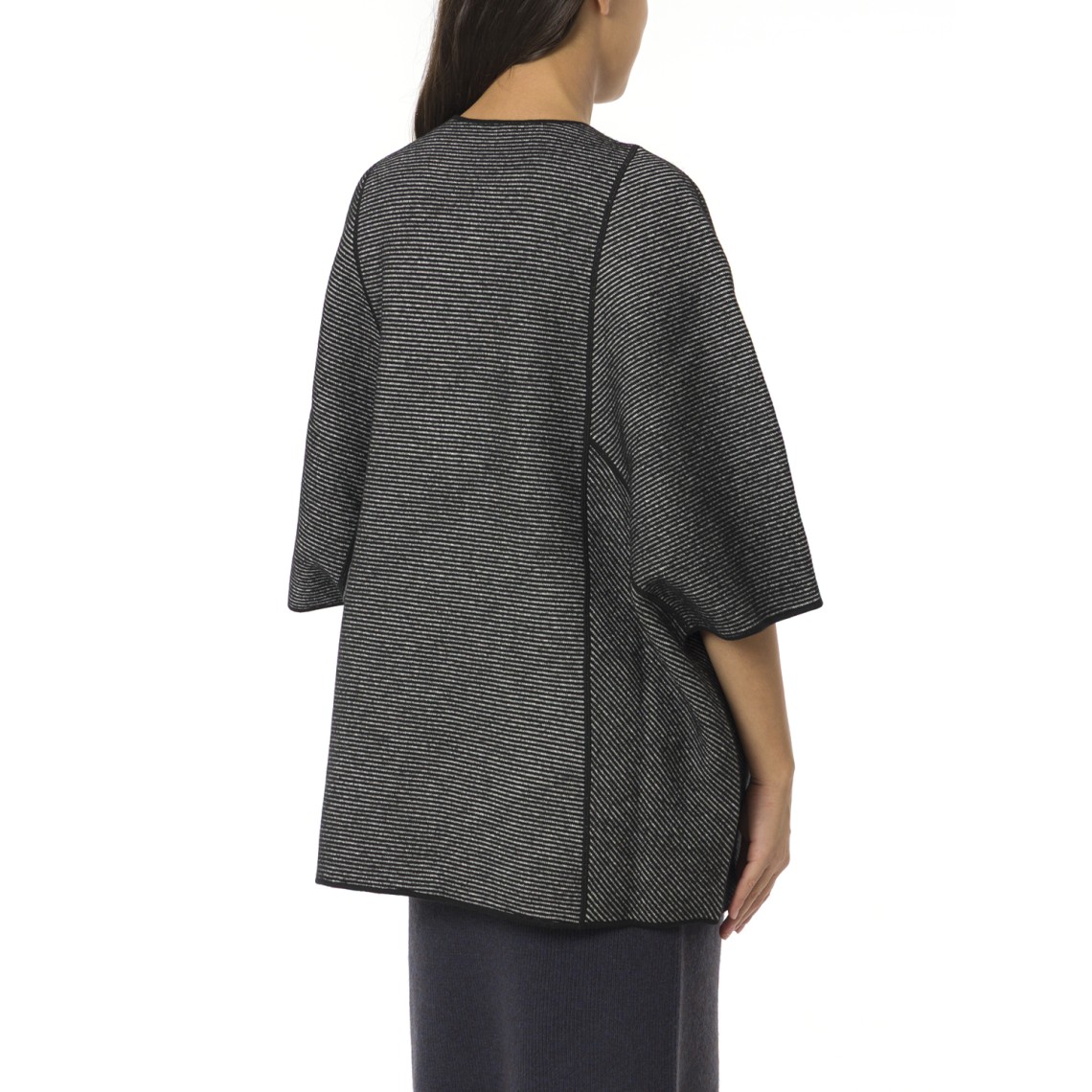 Cappotto Emporio Armani con maniche a tre quarti