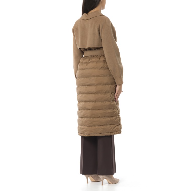 Cappotto Twinset in misto lana con inserti trapuntati e cintura