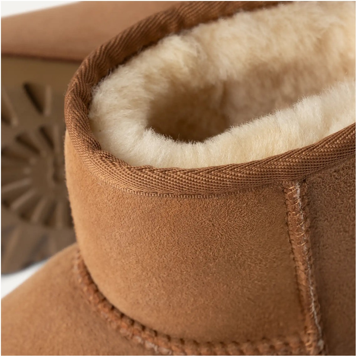 Stivaletto Classic Mini II Ugg in camoscio