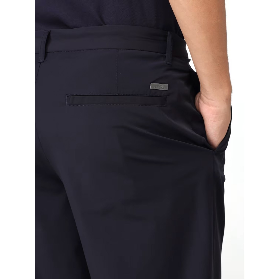 Pantalone cargo Armani Exchange in nylon stretch