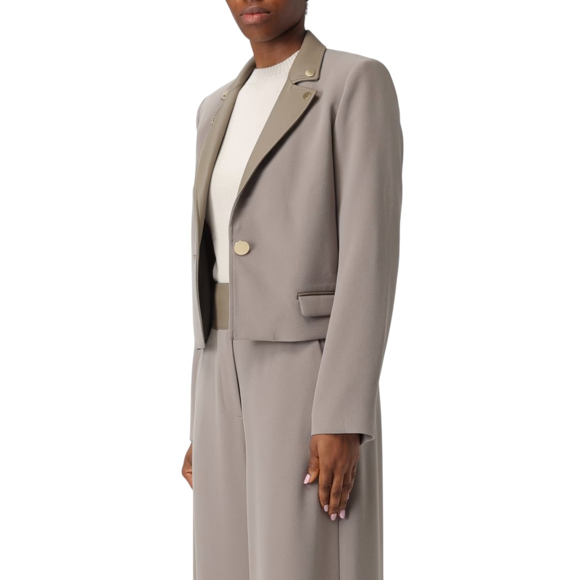 Blazer cropped Armani Exchange in misto viscosa