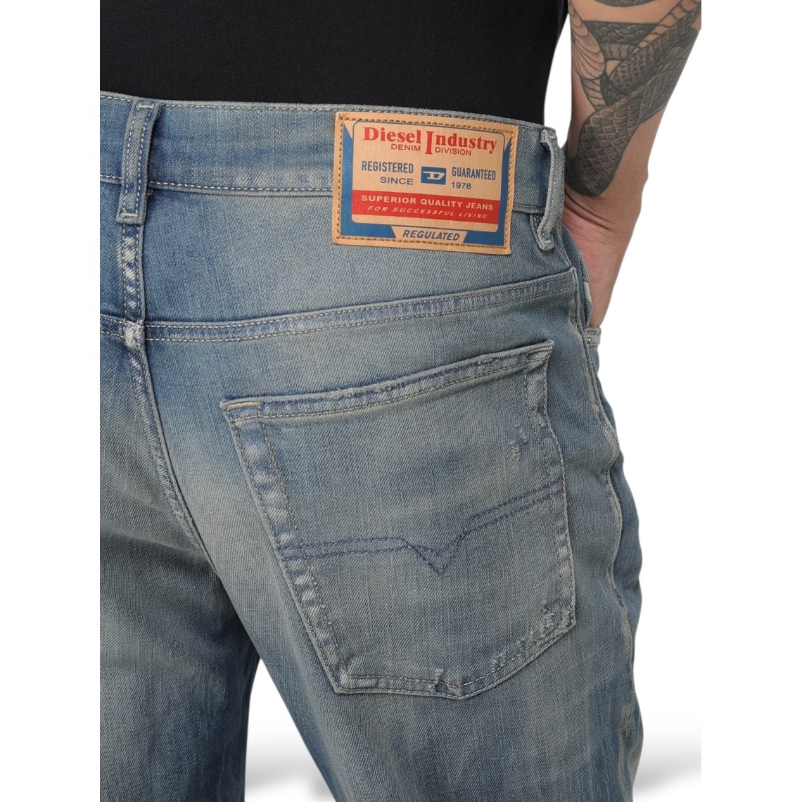 Jeans regular 2023 D-Finitive Diesel