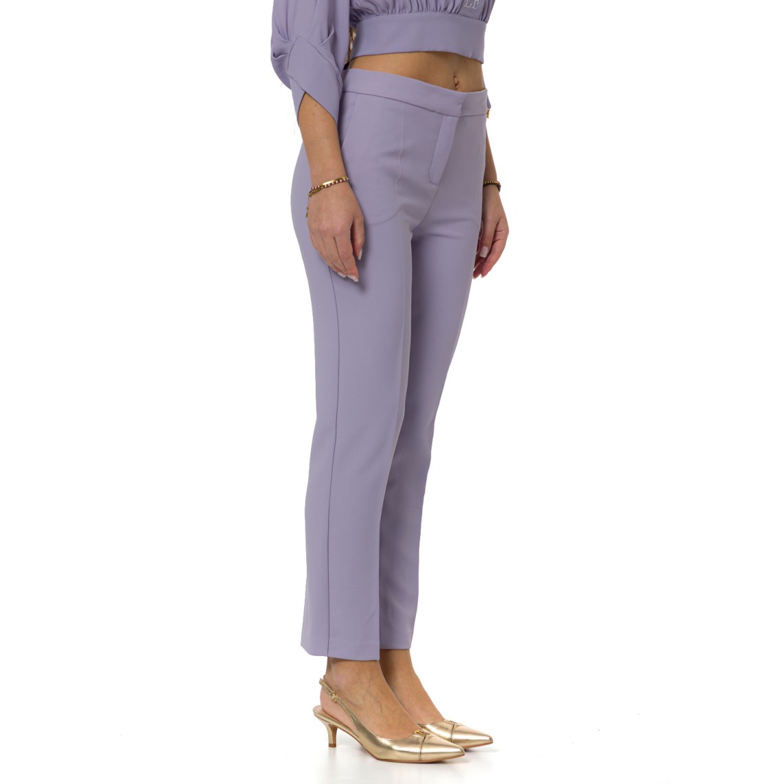 Pantaloni in crêpe leggero con logo charm Elisabetta Franchi