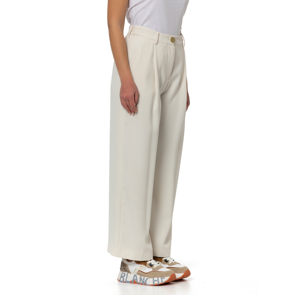 Pantaloni fluidi Armani Exchange in crepe leggera