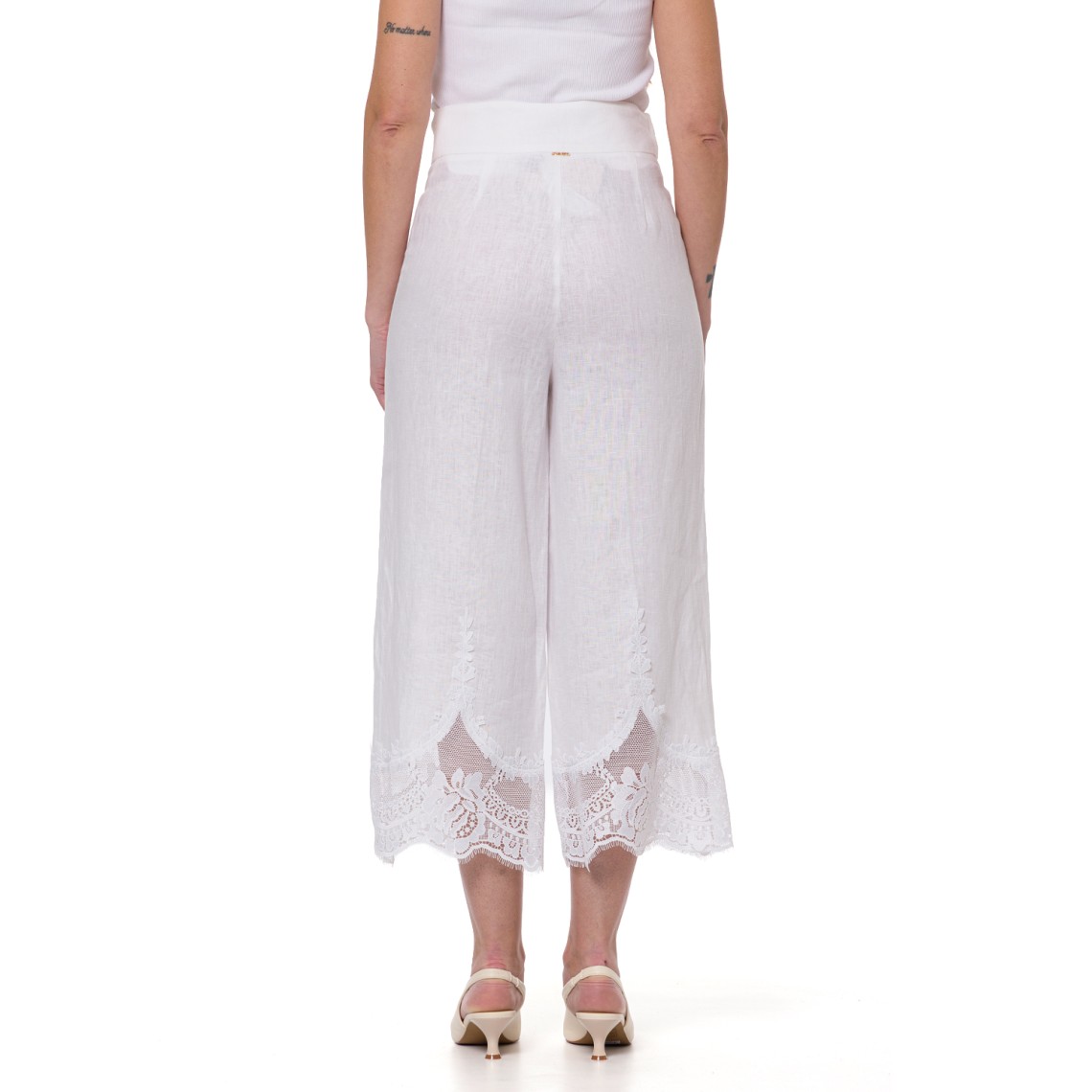 Pantaloni cropped in lino con pizzo Twinset