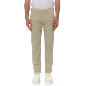 Pantaloni slim fit Bobby Jacob Cohen