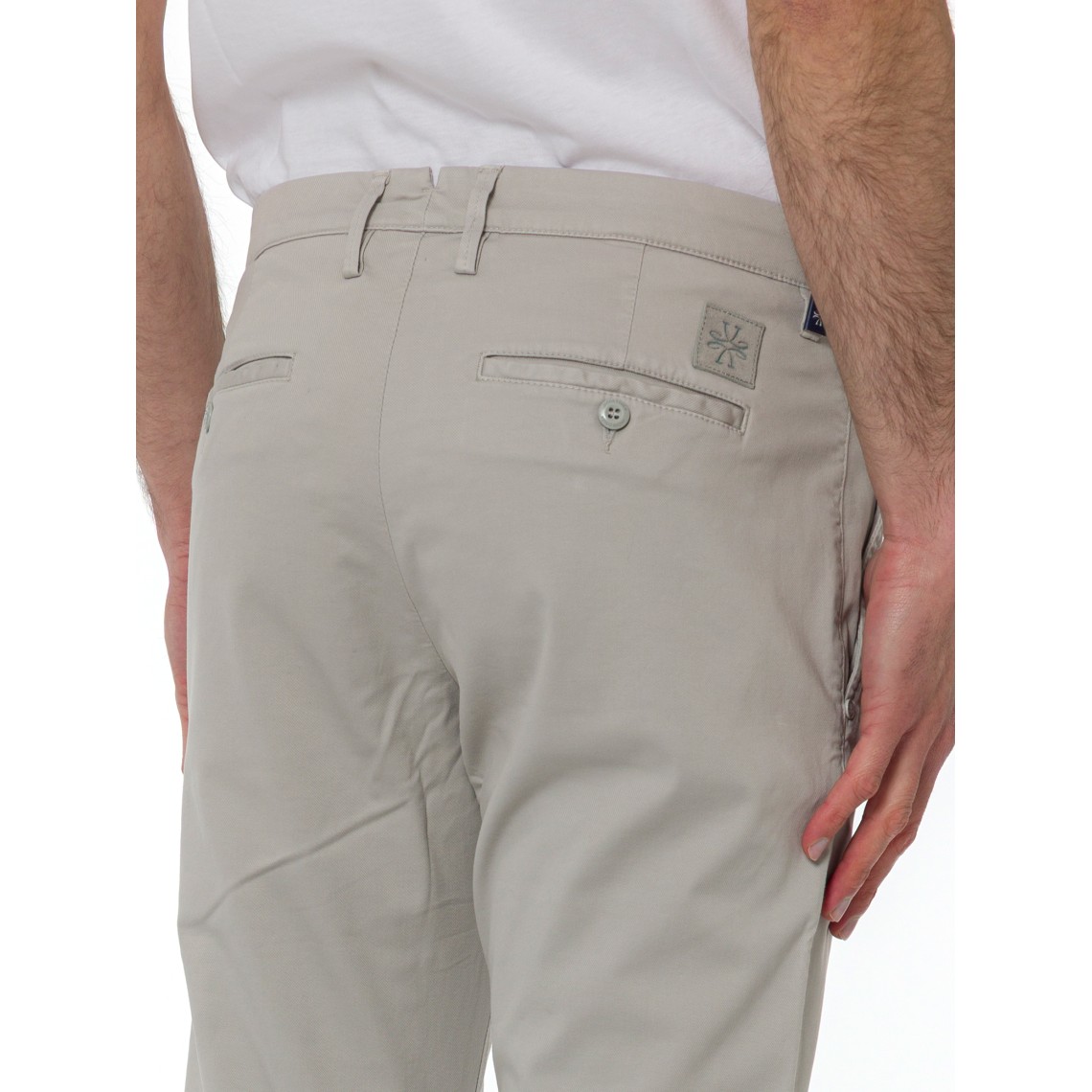 Pantaloni slim fit Bobby Jacob Cohen