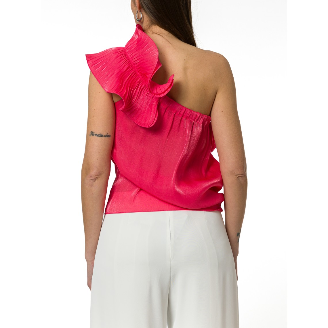 Top monospalla Hanita Couture con volant plissè allo scollo