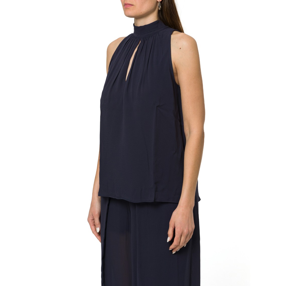 Top smanicato con scollo a goccia Marella