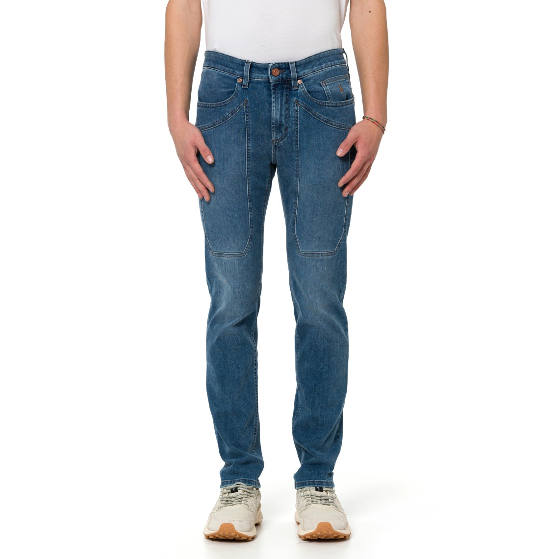 Jeans cinque tasche John Jeckerson con toppe