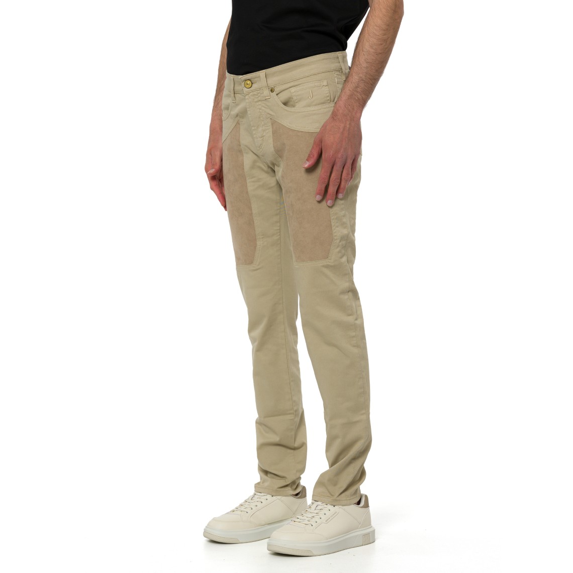 Jeans John Jeckerson con toppe in alcantara