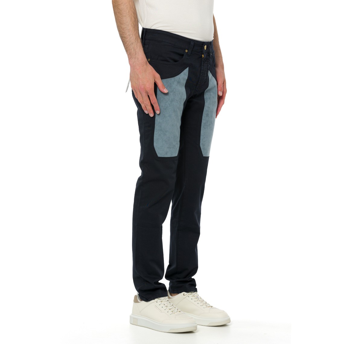 Jeans John Jeckerson con toppe in alcantara