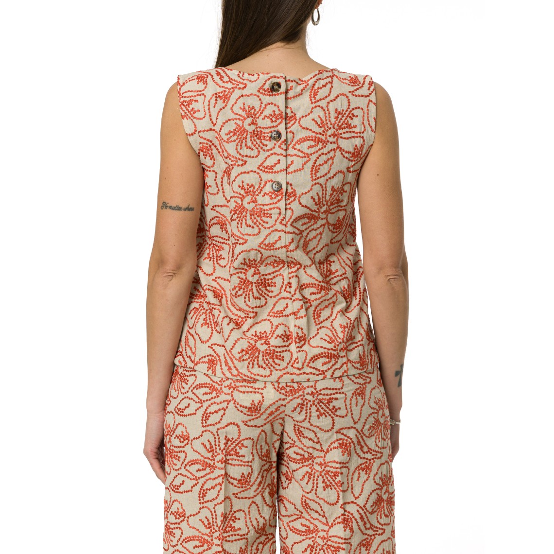 Top con ricami floreali Emme Marella