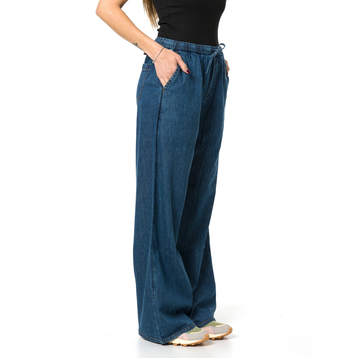 Pantaloni loose fit in denim chambray Tommy Jeans