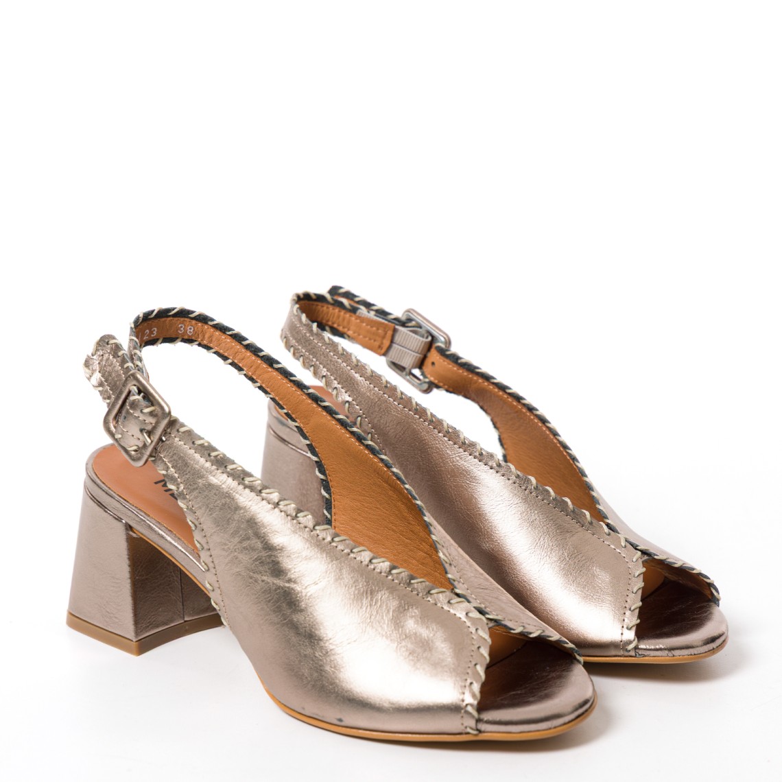 Sandali slingback Melluso in pelle laminata con tacco