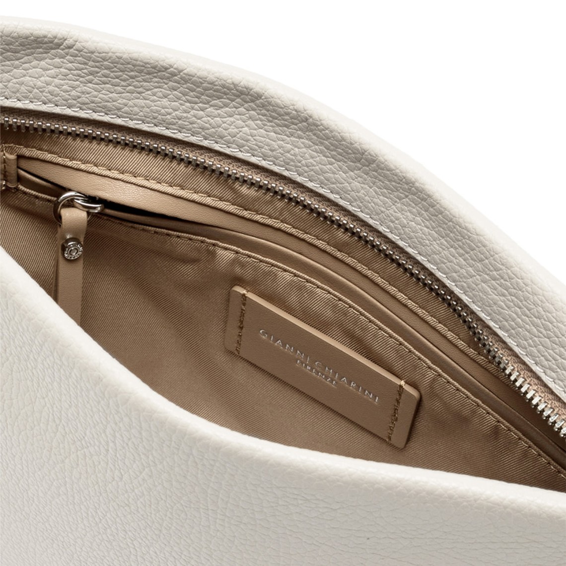 Pochette in pelle martellata Brenda Gianni Chiarini