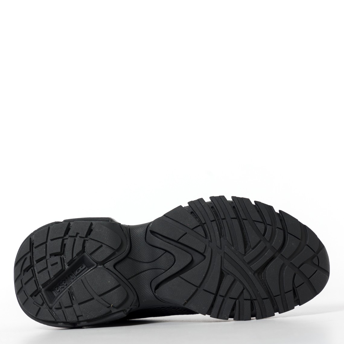 S-Pro-V-Dense-Sneaker in rete metallizzata con logo Oval D
